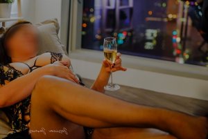 Paulyne outcall escort in Bedford Heights
